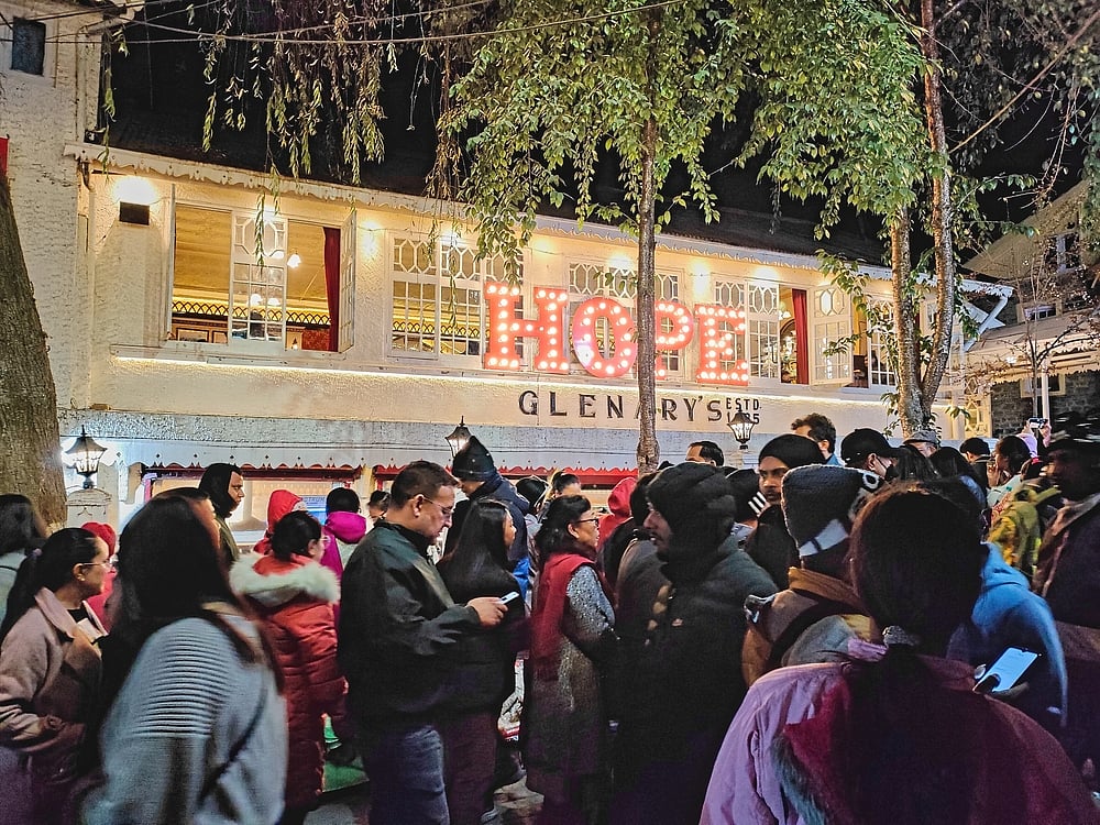 The crowds in front of popular eateries can get difficult to navigate